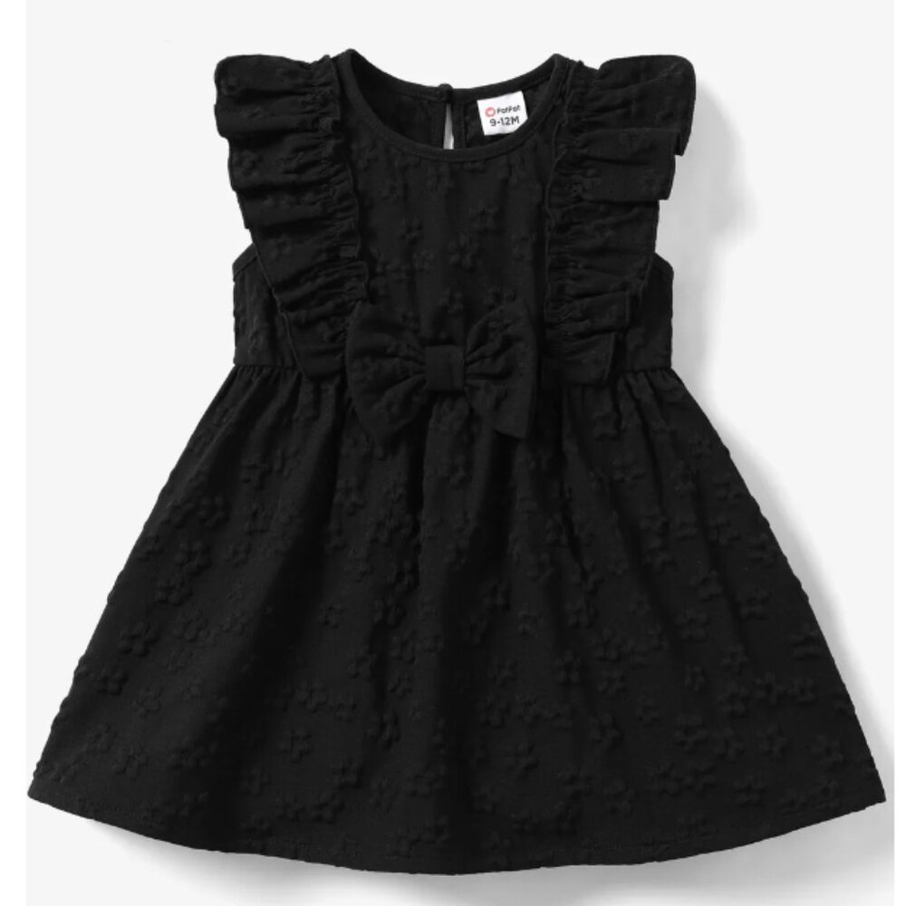Baby Girl Black Sweet Textured Bowknot Flutter-sleeve Dress